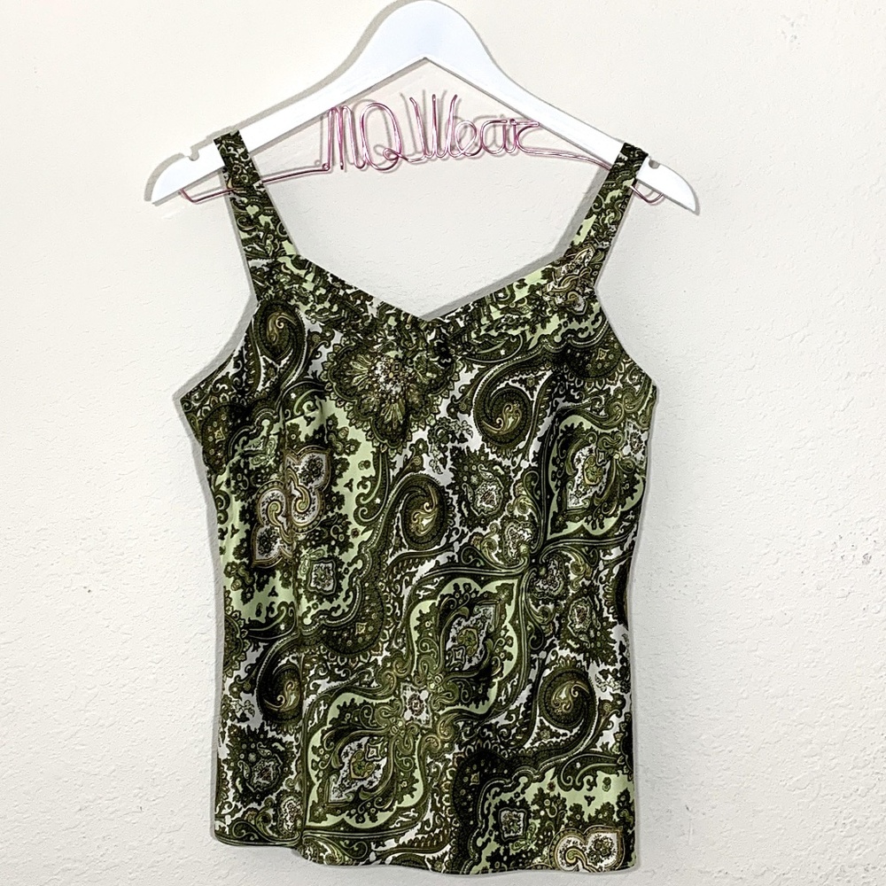 🌺 FLASH SALE 🌺 Ann Taylor Green Floral Tank Top